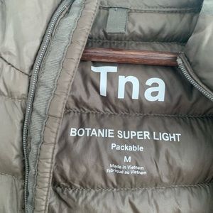 TNA Botanie Super Light Puffer